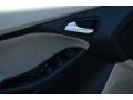Ingot Silver - Focus SE Hatchback Photo No. 20
