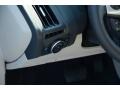 Ingot Silver - Focus SE Hatchback Photo No. 21