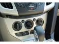 Ingot Silver - Focus SE Hatchback Photo No. 28