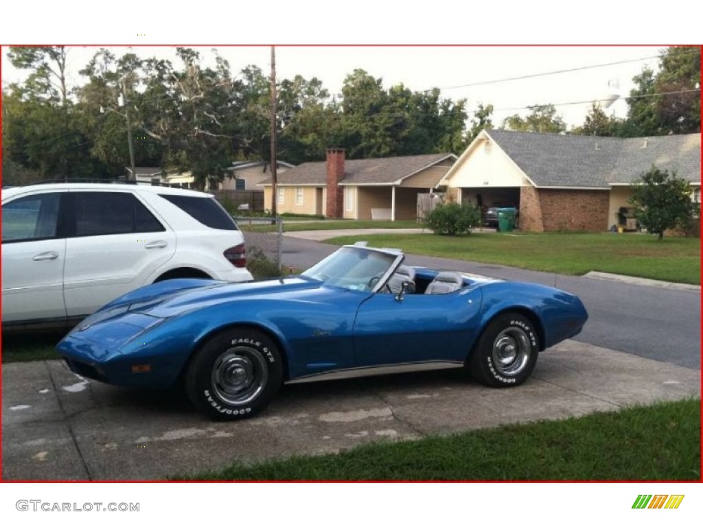 1974 Corvette Stingray Convertible - Corvette Medium Blue / Silver photo #1