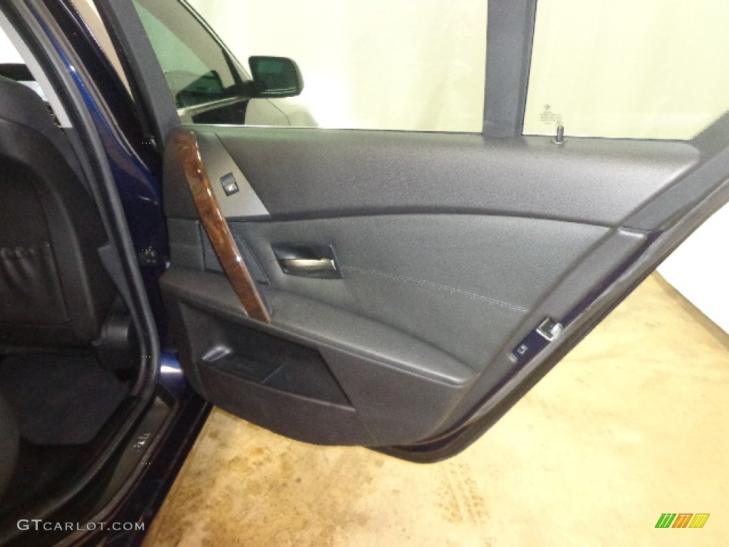 2004 5 Series 545i Sedan - Orient Blue Metallic / Black photo #30