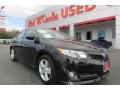 Attitude Black Metallic - Camry SE Photo No. 1