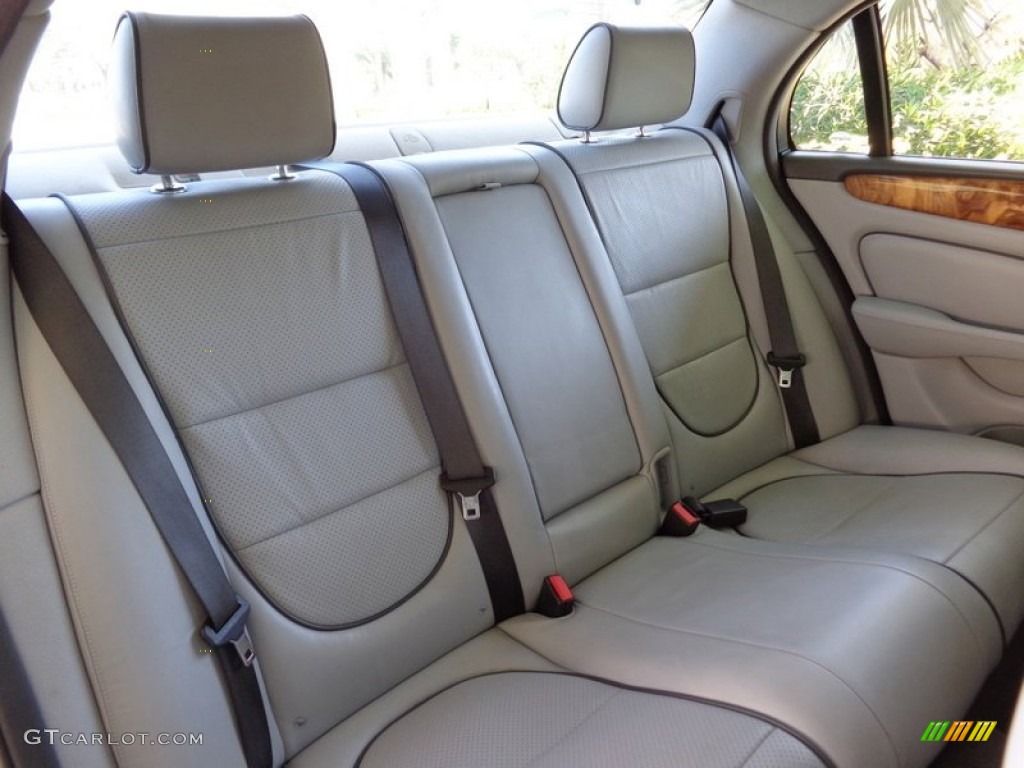 2008 Jaguar XJ XJ8 L Rear Seat Photos