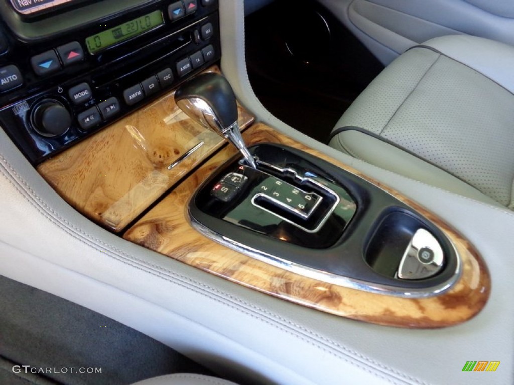 2008 Jaguar XJ XJ8 L Transmission Photos