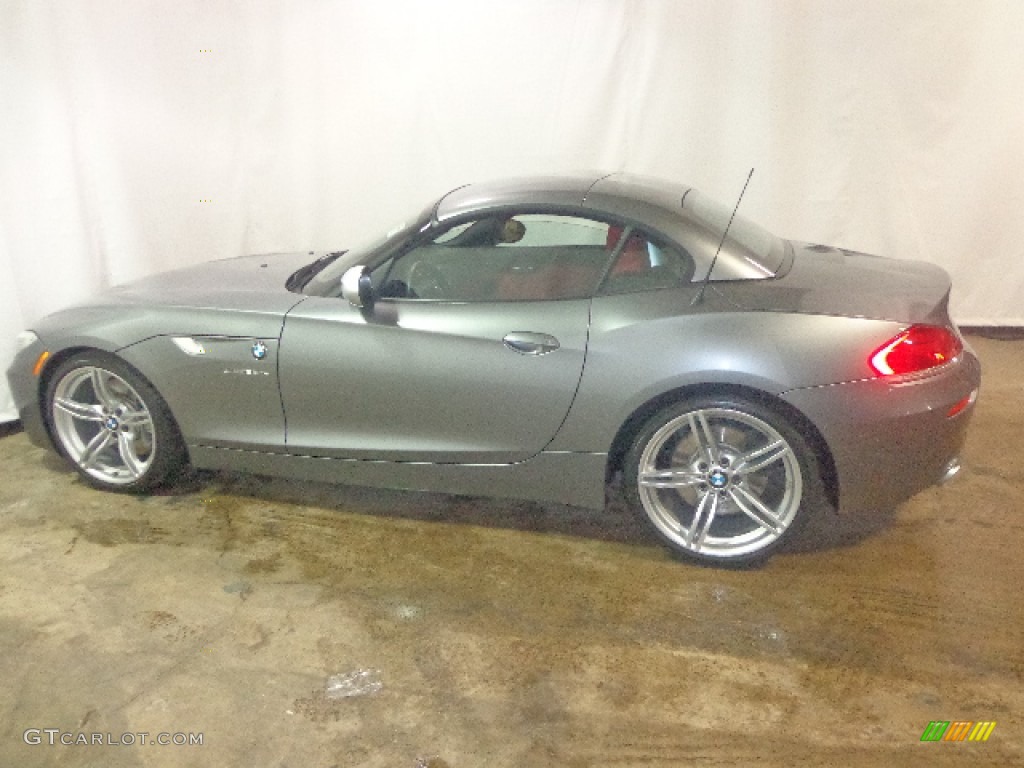 2011 Z4 sDrive35is Roadster - Space Gray Metallic / Coral Red photo #12