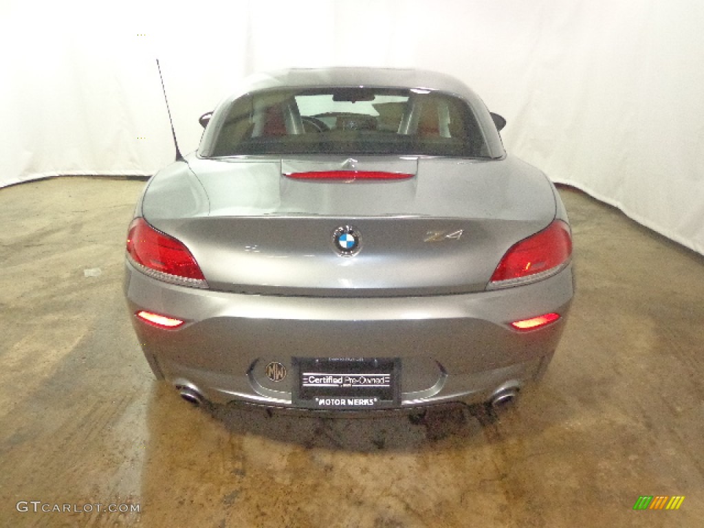 2011 Z4 sDrive35is Roadster - Space Gray Metallic / Coral Red photo #14