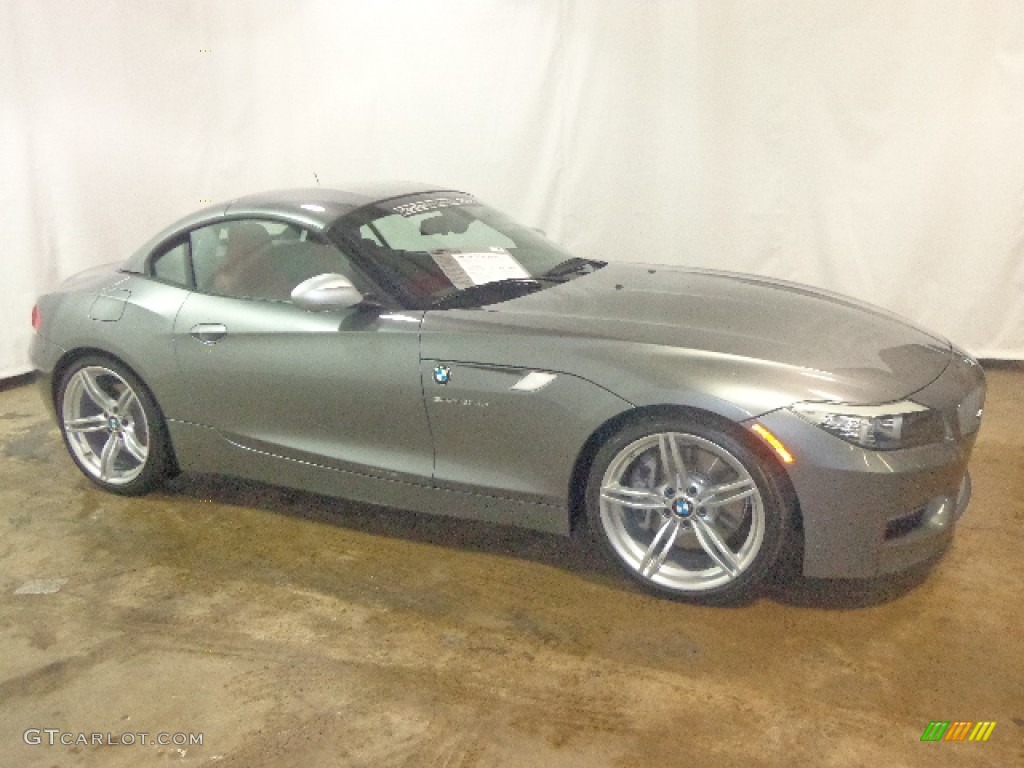 2011 Z4 sDrive35is Roadster - Space Gray Metallic / Coral Red photo #17