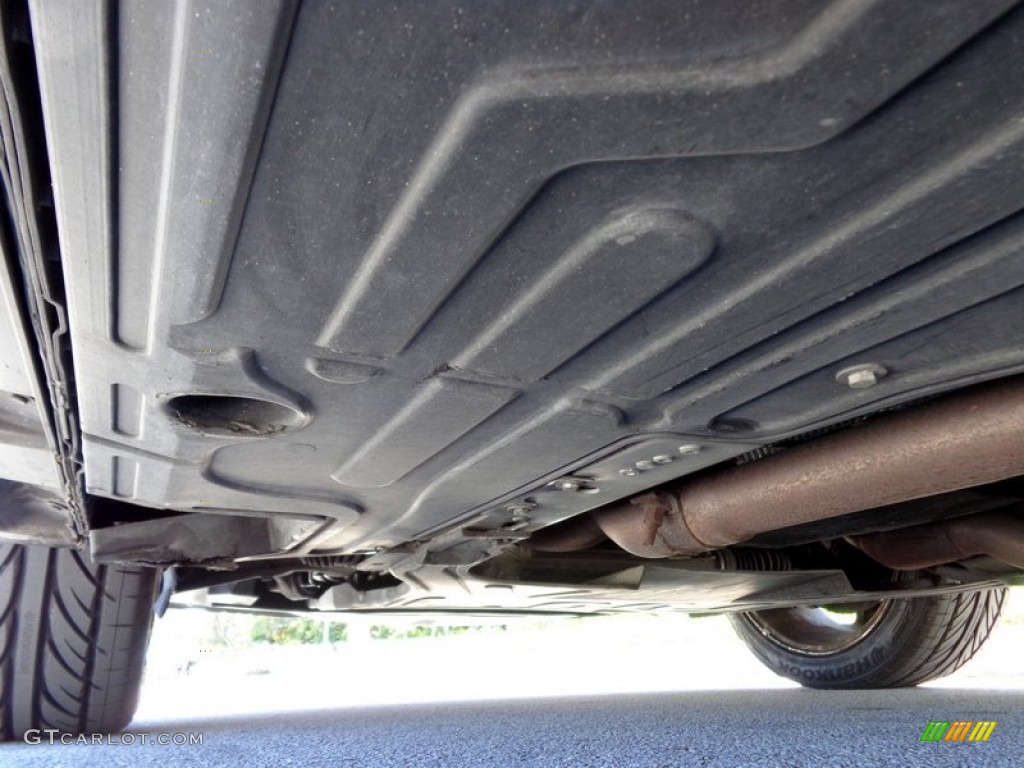 2008 Jaguar XJ XJ8 L Undercarriage Photo #90674466