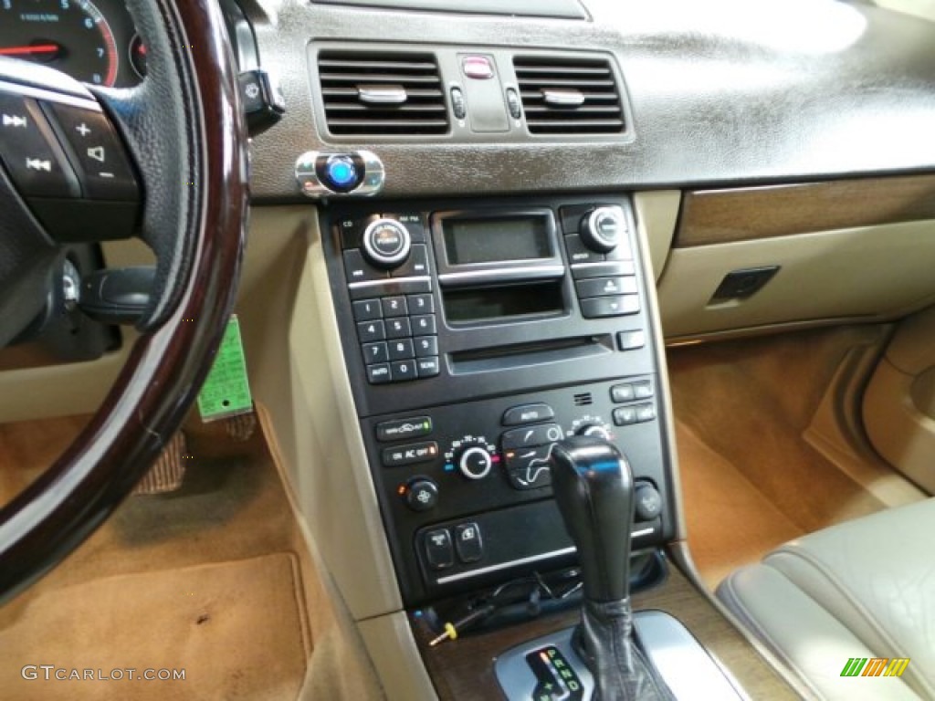 2010 XC90 3.2 AWD - Savile Grey Metallic / Soft Beige photo #28