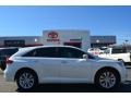 Blizzard White Pearl - Venza XLE Photo No. 2