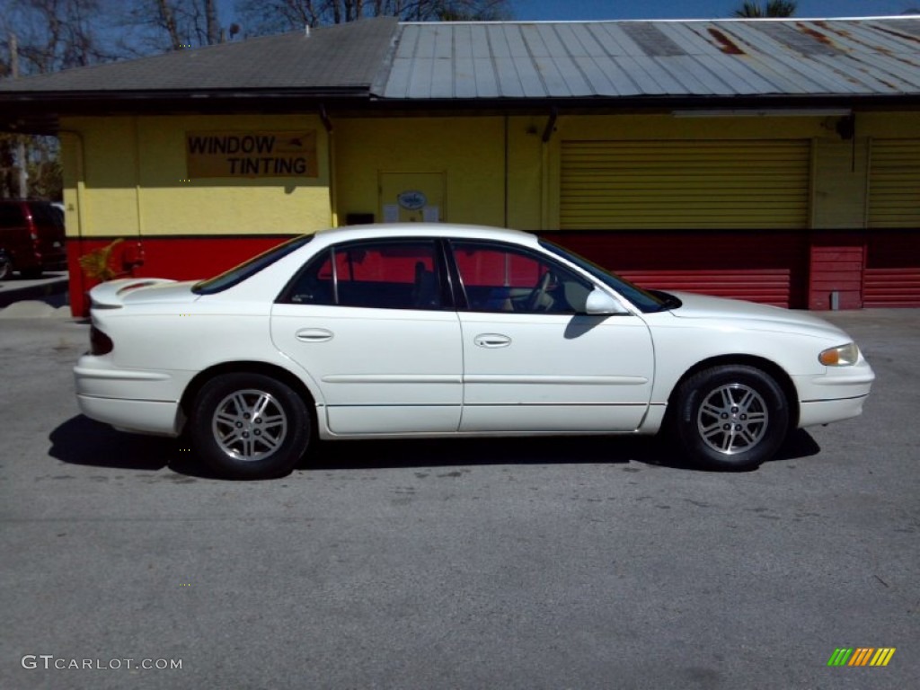 2002 Regal LS - White / Graphite photo #2