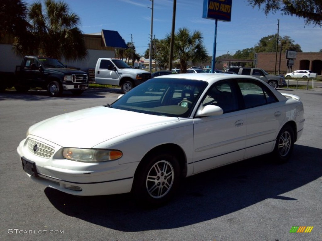 2002 Regal LS - White / Graphite photo #7