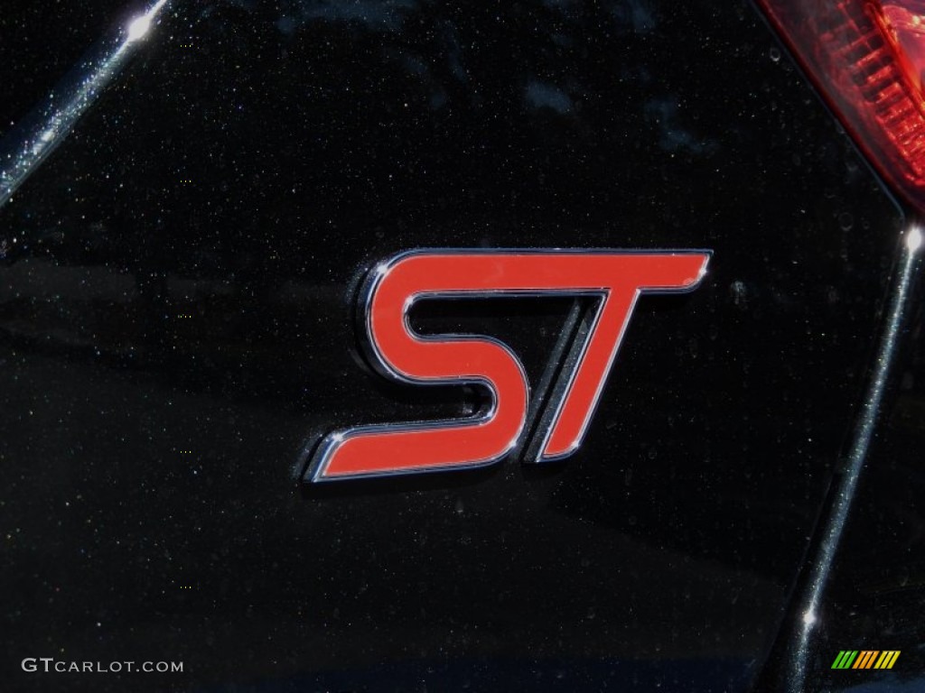 2014 Focus ST Hatchback - Tuxedo Black / ST Charcoal Black Recaro Sport Seats photo #5