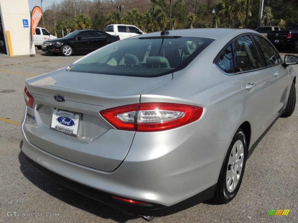 2013 Fusion S - Ingot Silver Metallic / Earth Gray photo #13