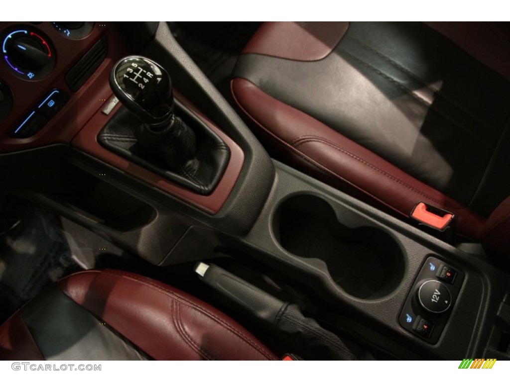 2012 Focus SE Sport 5-Door - Tuxedo Black Metallic / Tuscany Red Leather photo #13