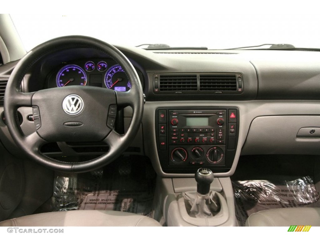 2002 Passat GLS Sedan - Blue Silver Metallic / Grey photo #21