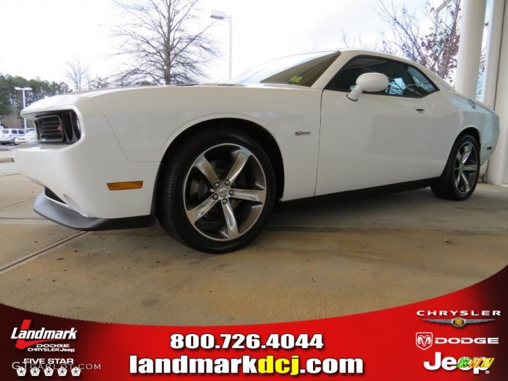 2014 Challenger R/T - Bright White / Anniversary Dark Slate Gray/Molten Red photo #1