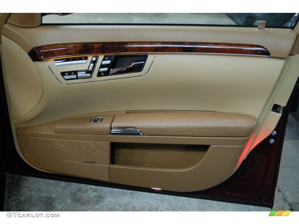 2007 Mercedes-Benz S 550 Sedan Cashmere/Savanna Door Panel Photo #90693216