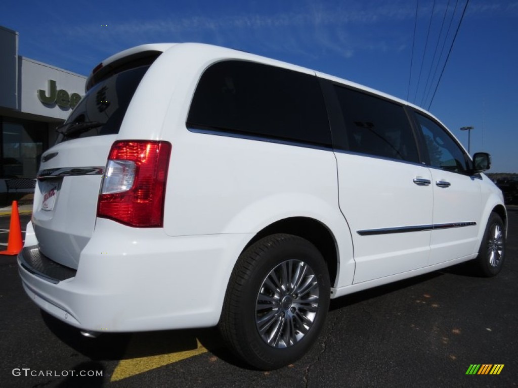 2014 Town & Country Touring-L - Bright White / Black/Light Graystone photo #7