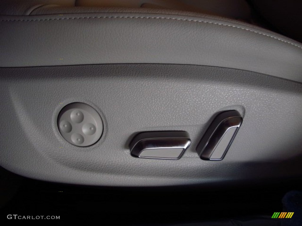 2014 A4 2.0T quattro Sedan - Ice Silver Metallic / Titanium Grey photo #18