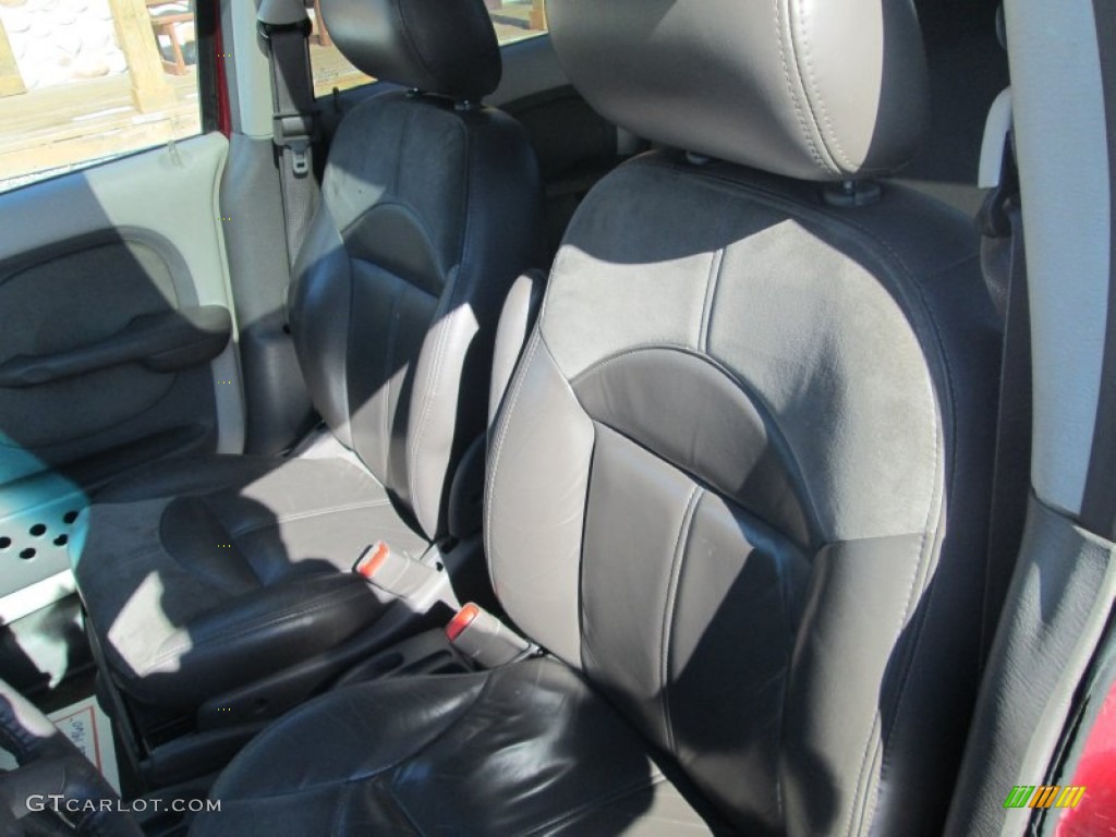 2001 PT Cruiser Limited - Inferno Red Pearl / Taupe/Pearl Beige photo #15