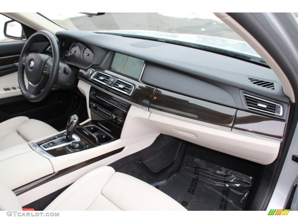 2013 BMW 7 Series 750Li xDrive Sedan Ivory White/Black Dashboard Photo #90700810