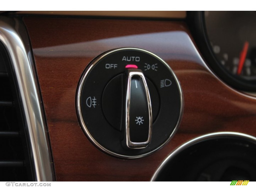 2014 Porsche Panamera S Controls Photo #90701668