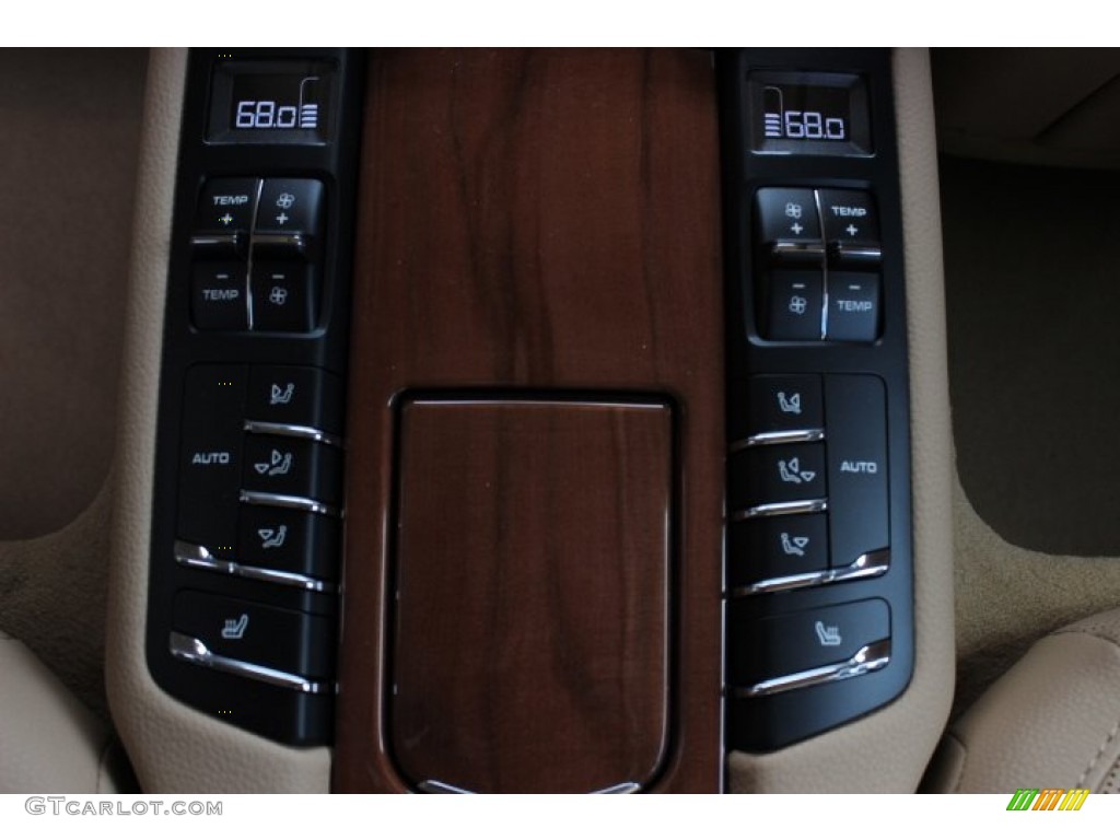 2014 Porsche Panamera S Controls Photo #90701910
