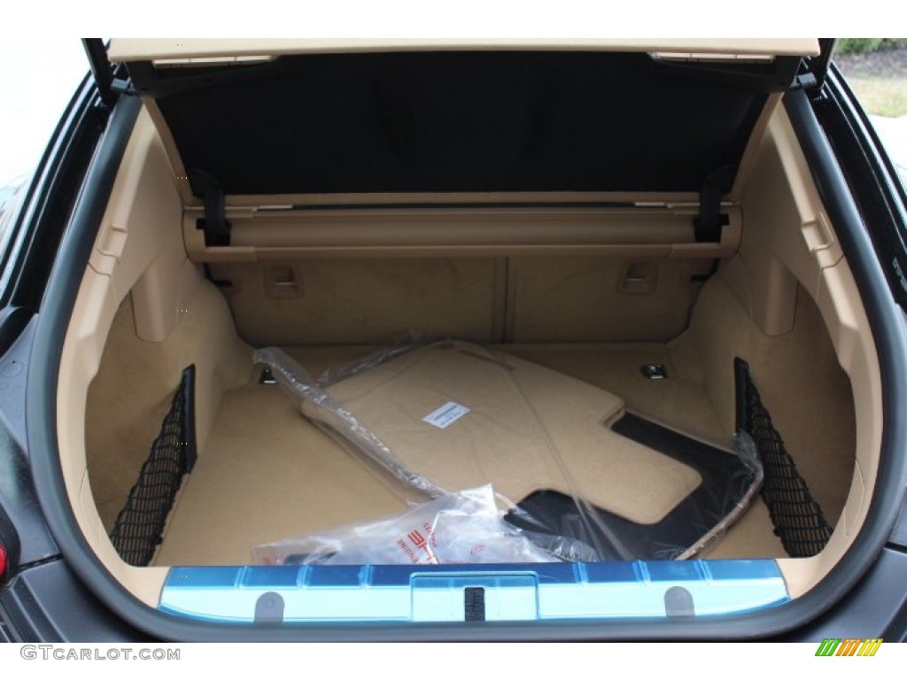 2014 Porsche Panamera S Trunk Photos