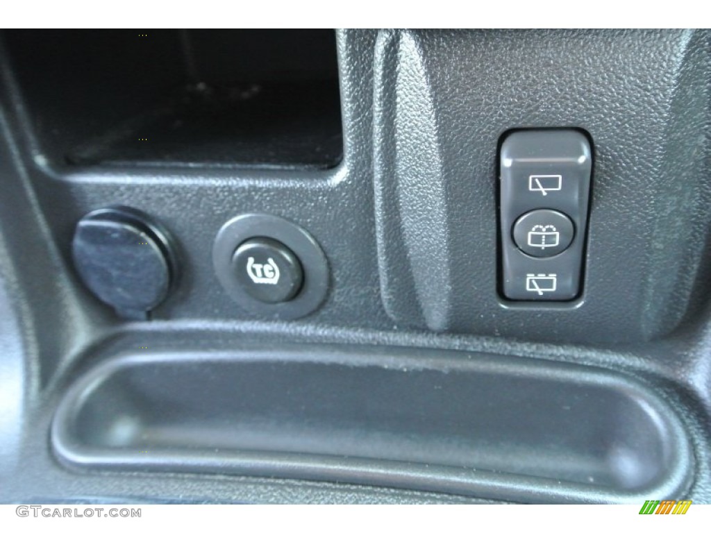 2006 Malibu Maxx LT Wagon - Silverstone Metallic / Ebony Black photo #17