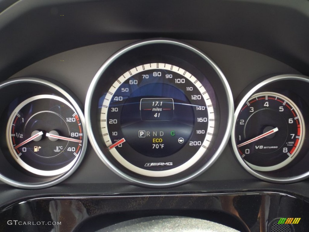 2014 Mercedes-Benz E 63 AMG S-Model Gauges Photos