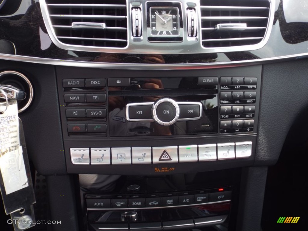 2014 Mercedes-Benz E 63 AMG S-Model Controls Photo #90707287