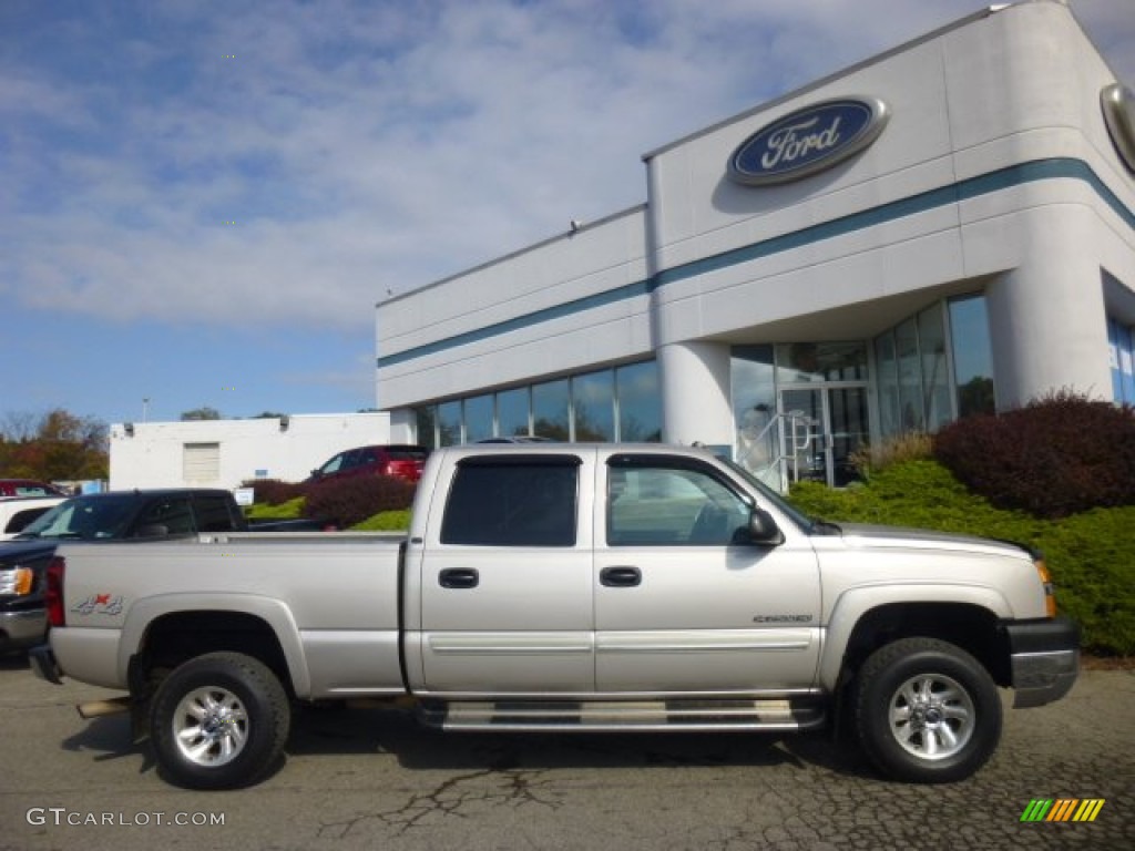 2004 Silverado 2500HD LT Crew Cab 4x4 - Silver Birch / Medium Gray photo #1
