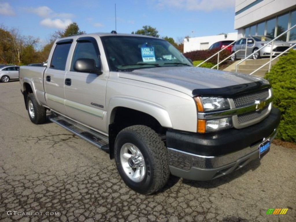 2004 Silverado 2500HD LT Crew Cab 4x4 - Silver Birch / Medium Gray photo #2