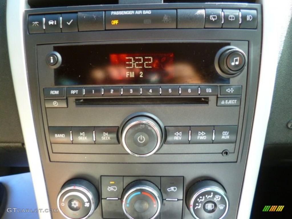2007 Pontiac Torrent AWD Audio System Photos