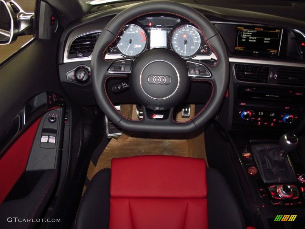 2014 Audi S5 3.0T Premium Plus quattro Coupe Black/Magma Red Steering Wheel Photo #90709300