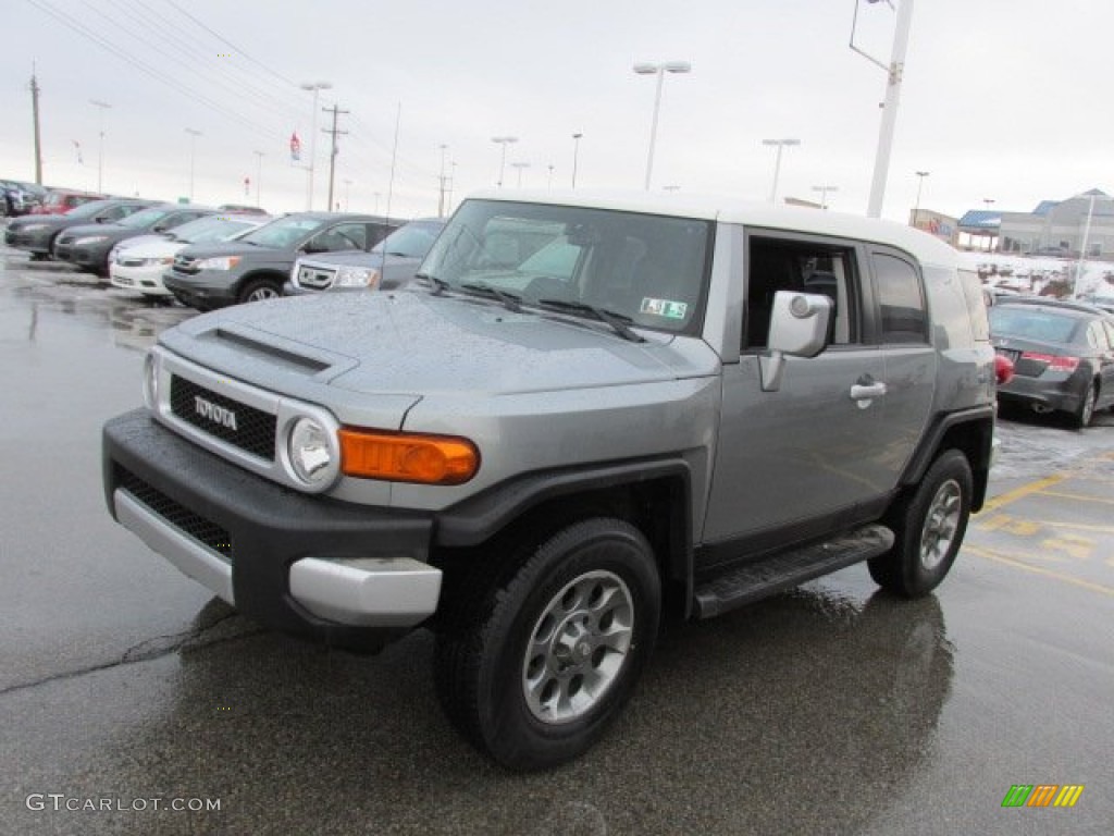 2012 FJ Cruiser 4WD - Silver Fresco Metallic / Dark Charcoal photo #4