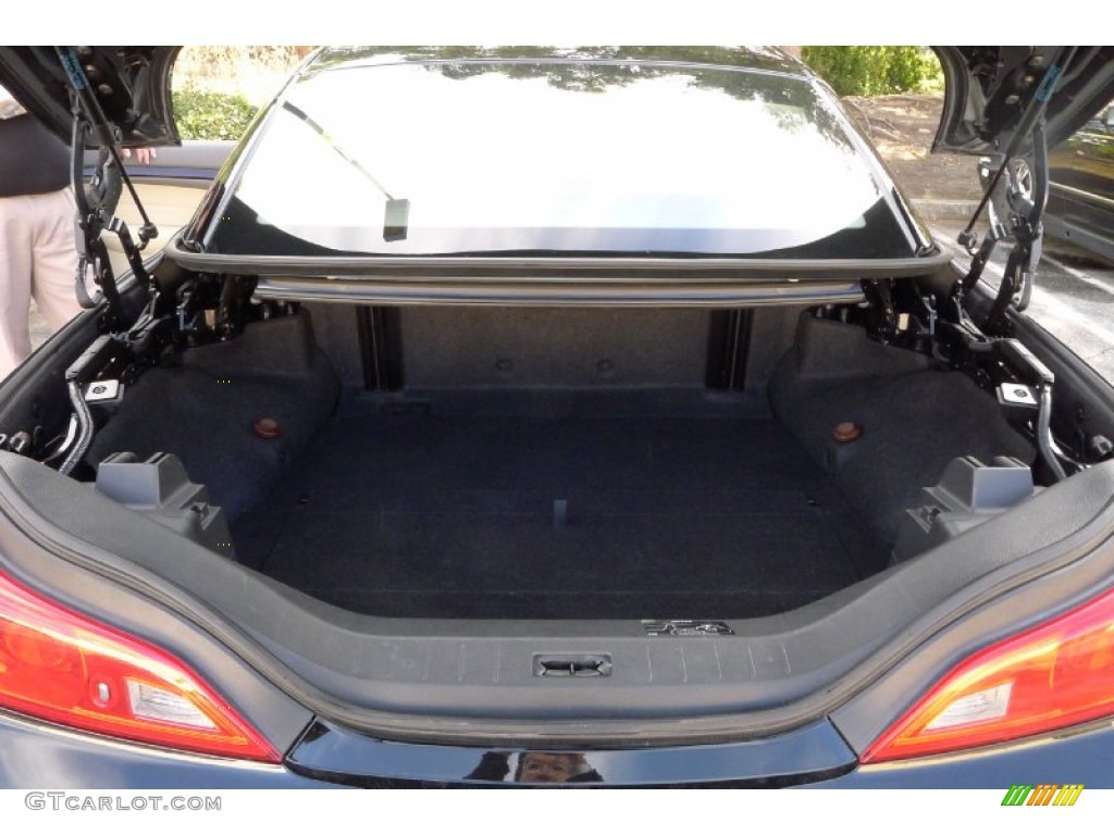 2010 Infiniti G 37 Convertible Trunk Photos