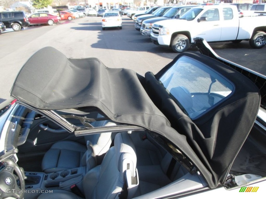 2006 3 Series 330i Convertible - Alpine White / Grey photo #21