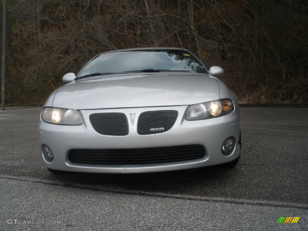 2004 GTO Coupe - Quicksilver Metallic / Black photo #8