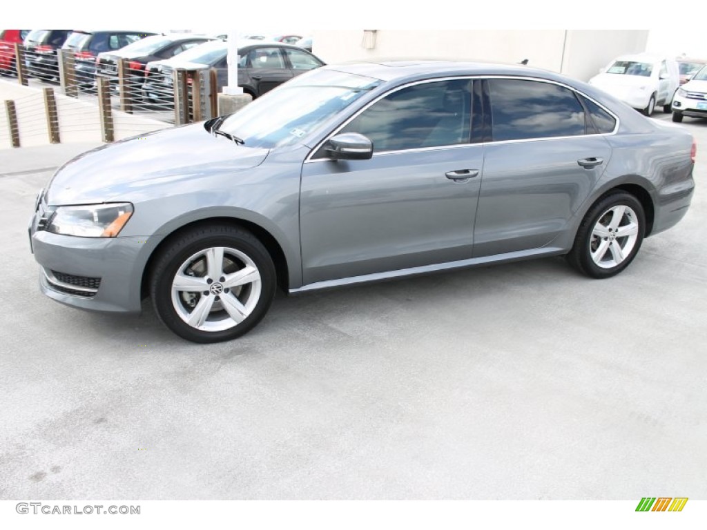 2013 Passat TDI SE - Platinum Gray Metallic / Cornsilk Beige photo #5