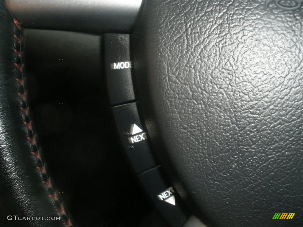 2004 GTO Coupe - Quicksilver Metallic / Black photo #25
