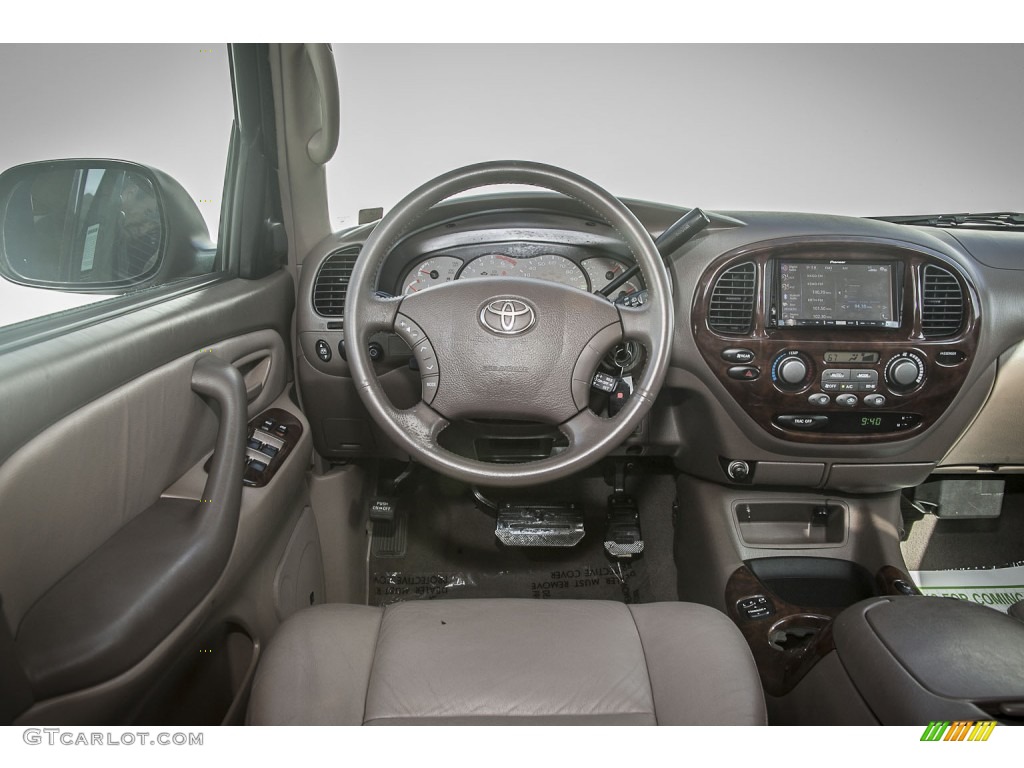 2003 Toyota Sequoia Limited Dashboard Photos