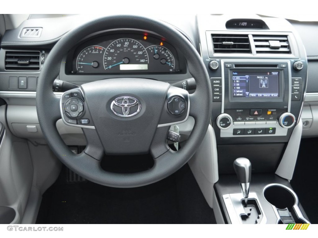 2014 Camry L - Attitude Black Metallic / Ash photo #11