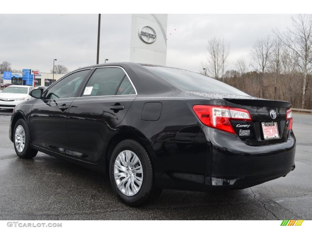 2014 Camry L - Attitude Black Metallic / Ash photo #23
