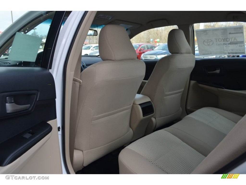 2014 Camry LE - Super White / Ivory photo #8