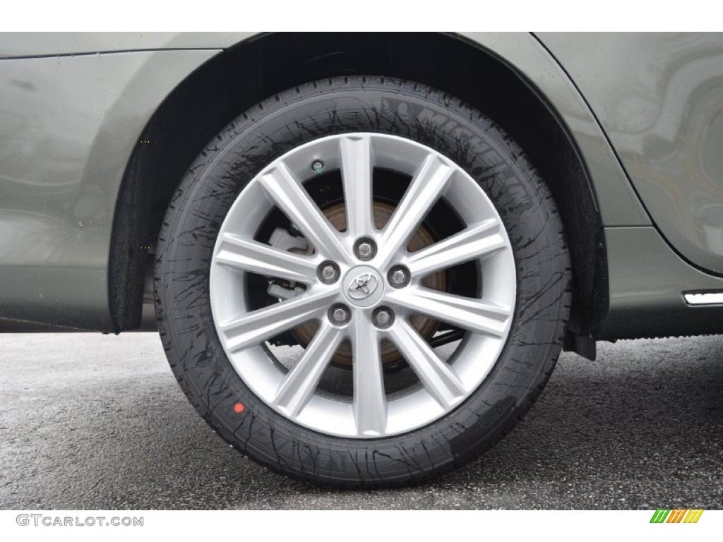 2014 Camry XLE - Cypress Pearl / Ash photo #10