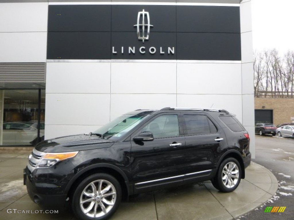 2012 Explorer XLT 4WD - Tuxedo Black Metallic / Charcoal Black photo #1