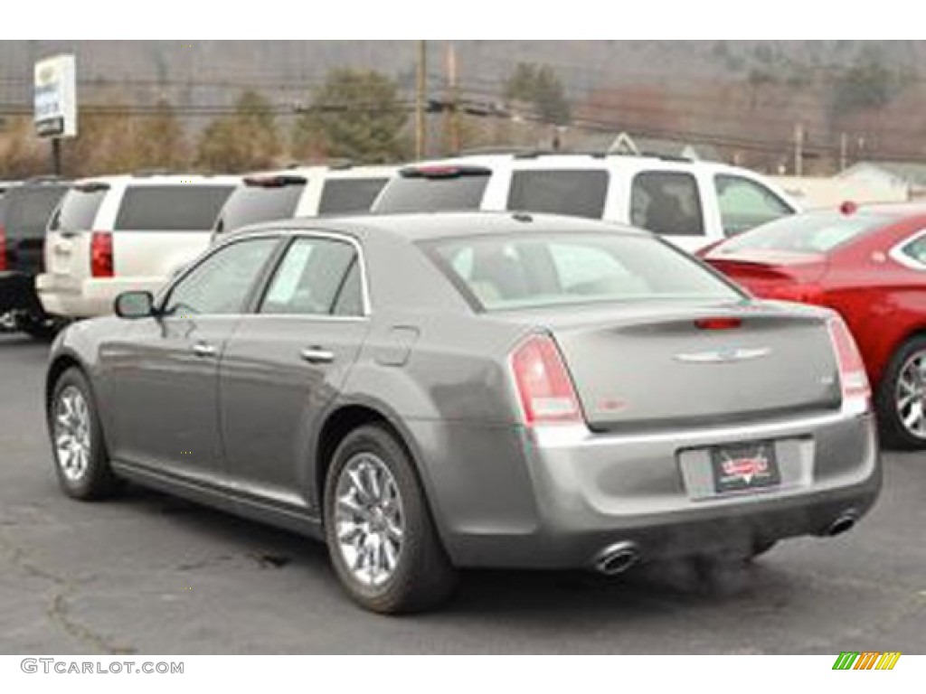 2012 300 Limited - Tungsten Metallic / Black/Light Frost Beige photo #8