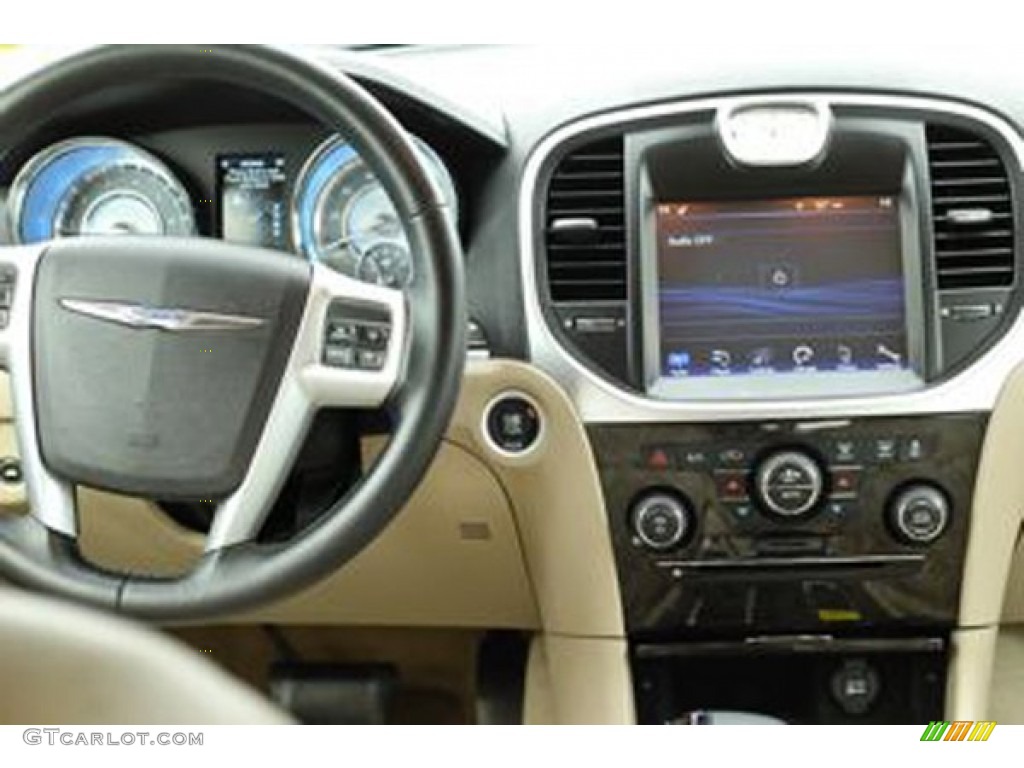 2012 300 Limited - Tungsten Metallic / Black/Light Frost Beige photo #16